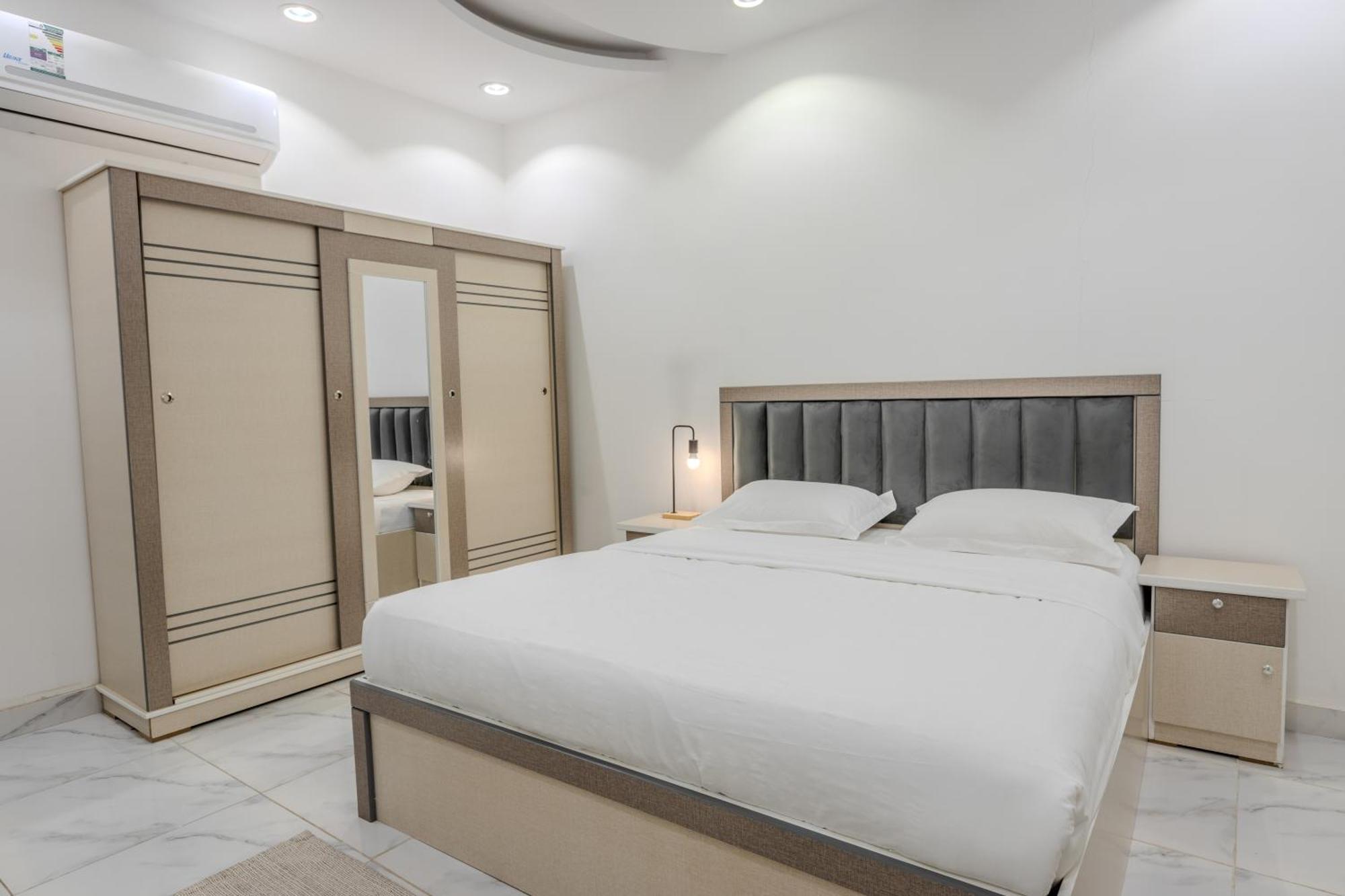 Luxurious Family 3 Bedroom Apartments 10 Mins Drive To Al-Masjid Nabawi - Nozol Noor 1 Medina Buitenkant foto